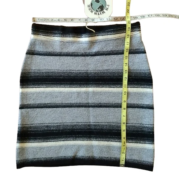 Toad&Co MERINO WOOL HEARTFELT SWEATER SKIRT, Heather Grey Ombre Stripe N…